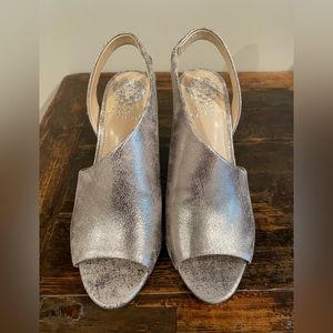 Silver metallic Vince Camuto Heels. Great with anything!